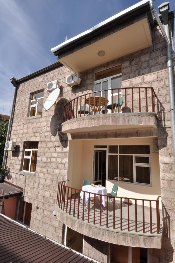 Albert House Hotel And Tours Erywań Zewnętrze zdjęcie